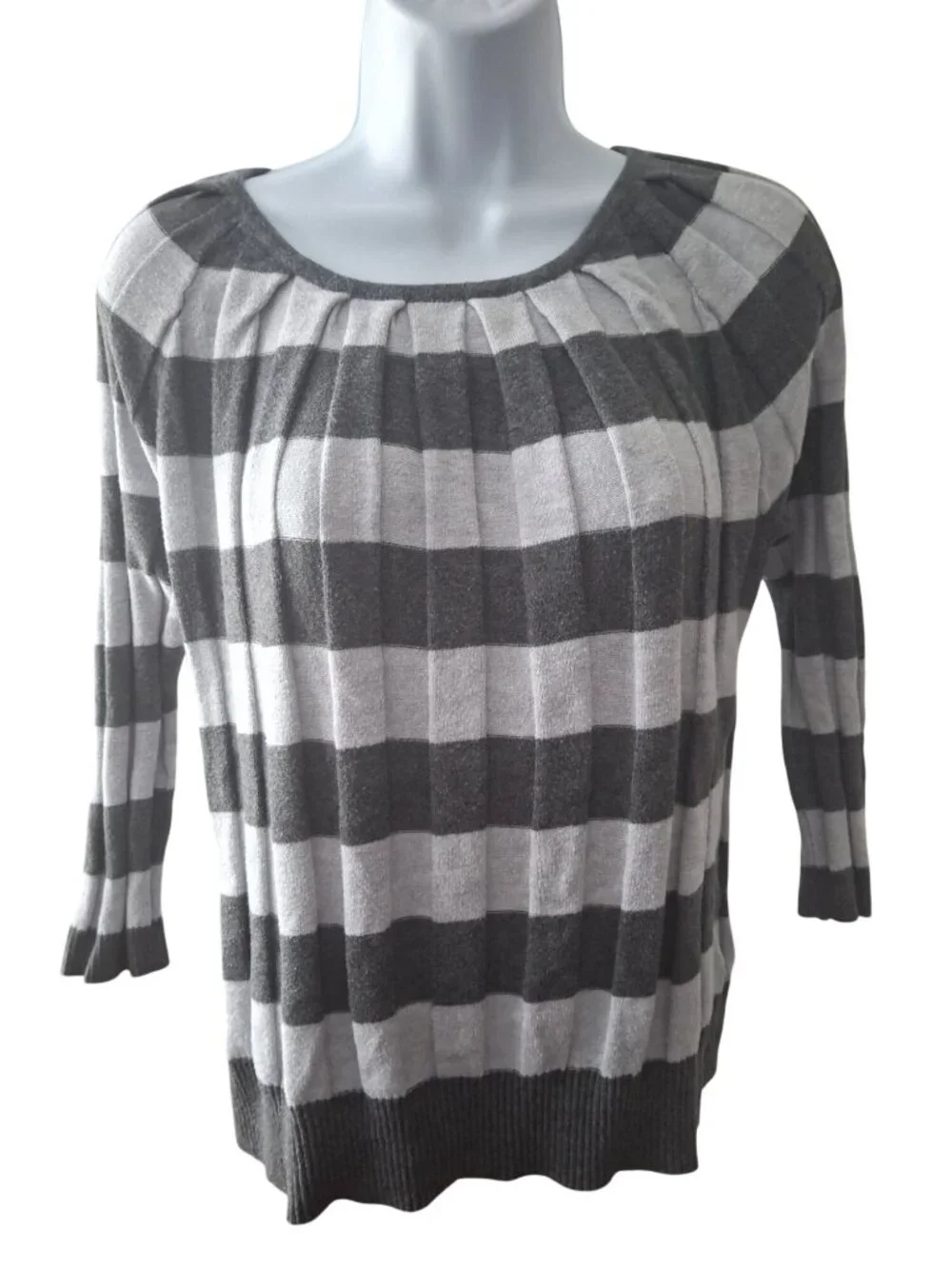 Joseph A Gray Stripe Knit Sweater PL 3/4 Sleeve Lightweight Coastal Capsule